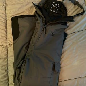 Boys snow pants